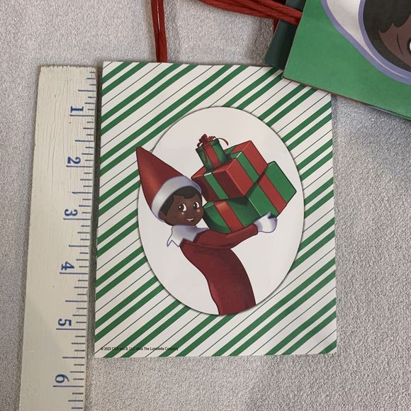 Christmas Gift Bags 10 Kraft Assorted Handle Elf On The Shelf 5.5x4.5x2.5 Small - Picture 6 of 8